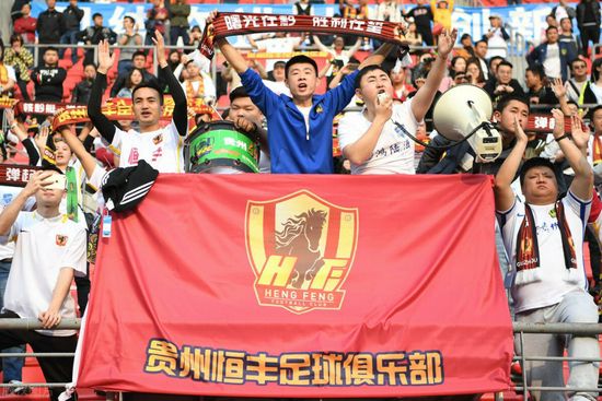 我当年就是在燕京读的大学啊，叶家、苏家，都是华夏顶尖的家族，那时我就有所耳闻。
